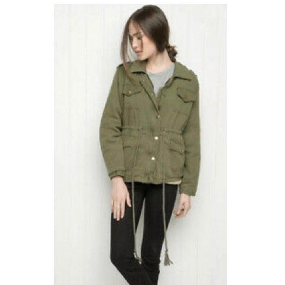 NWOT Brandy Melville Army Green Doris Fur Jacket